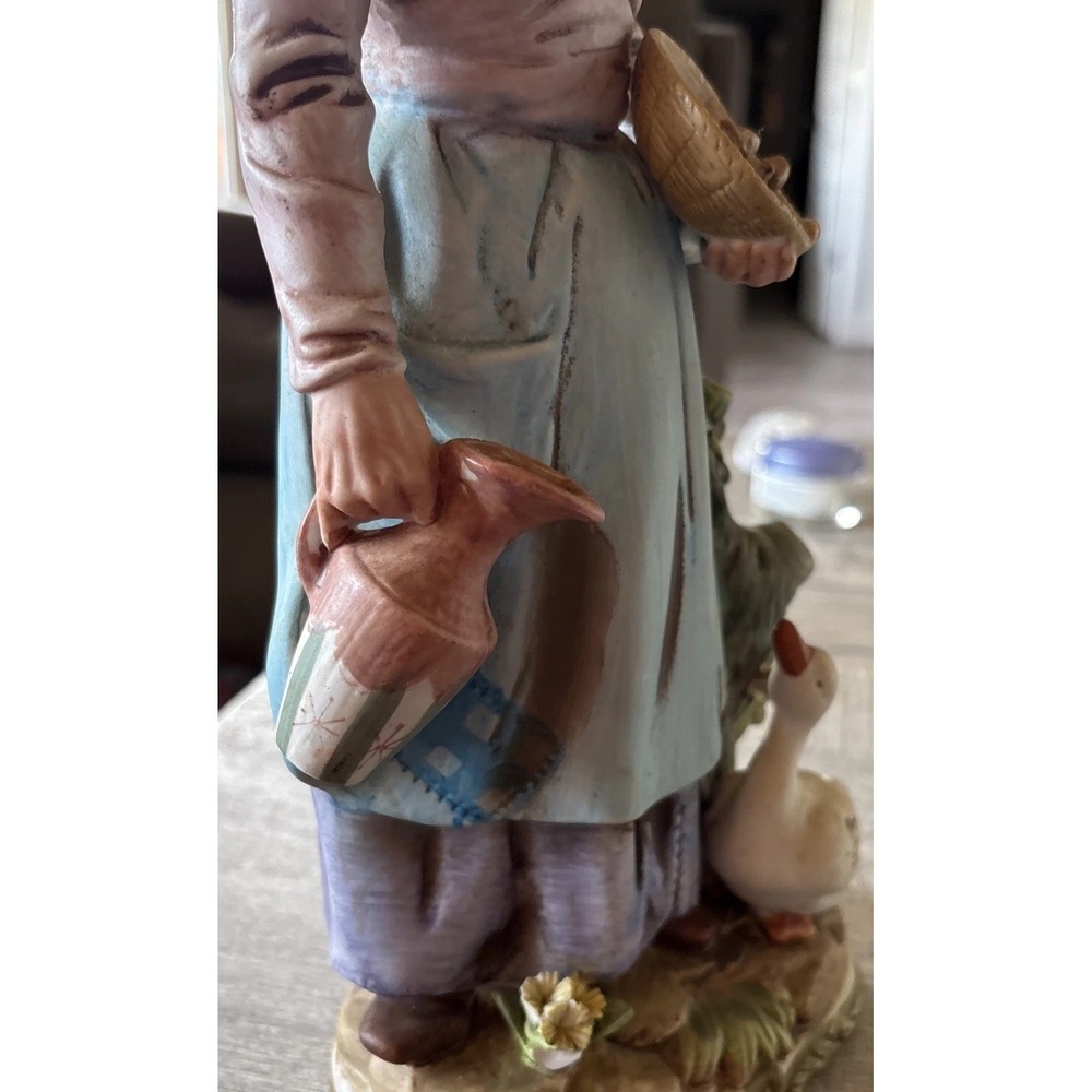 Vintage Home Interior Figurine Woman And Goose Cottagecore Granny Core Farm Hous - Picture 5 of 9